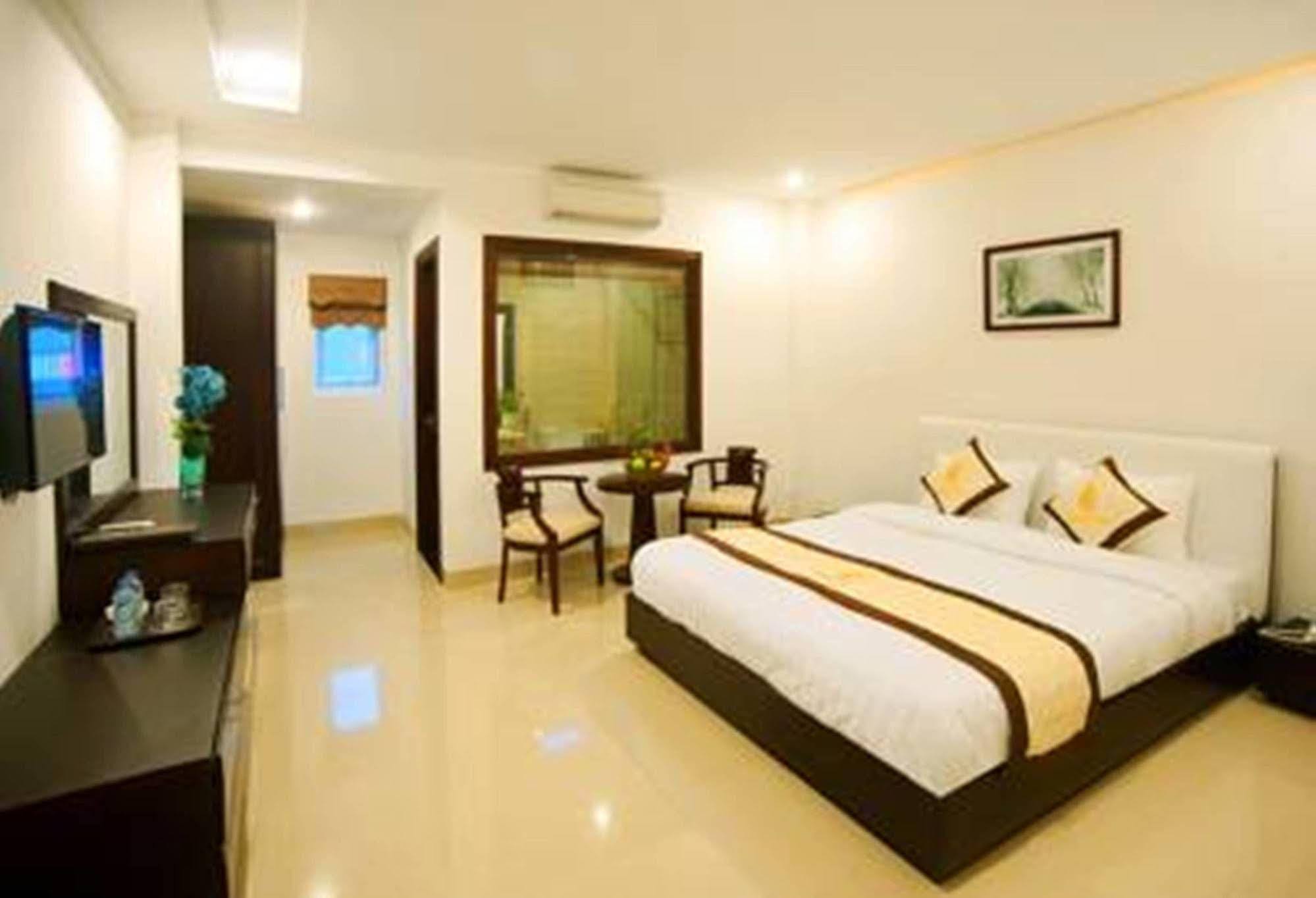 Riverside Hotel Quang Binh Dong Hoi Exterior foto